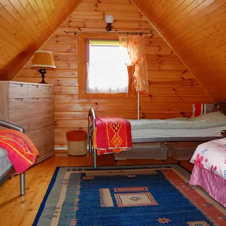 Letniskowy U Mira Lodge